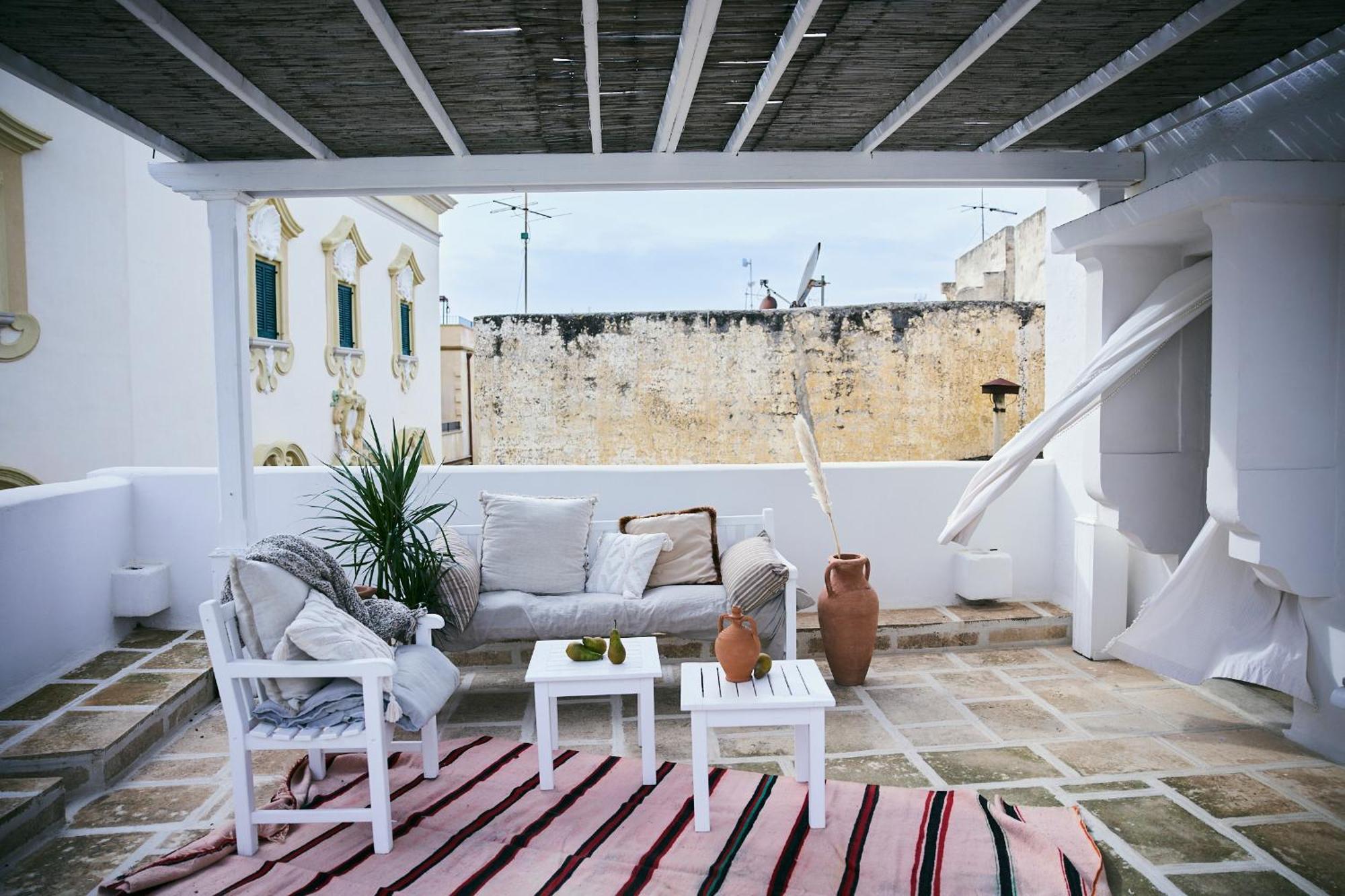 Relais Corte Palmieri & Il Chiostro - Residenza D'Epoca غالّيبولي المظهر الخارجي الصورة
