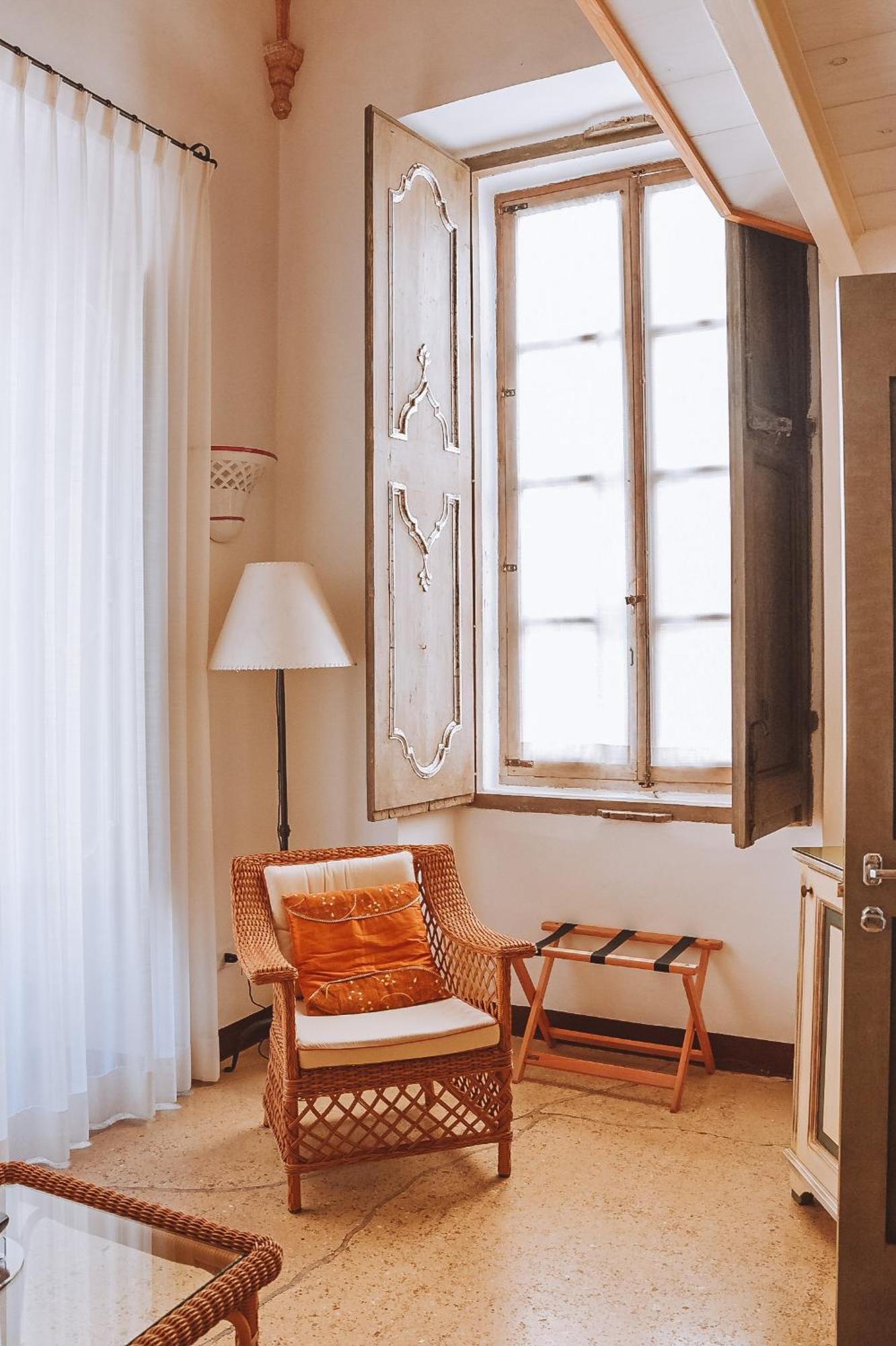 Relais Corte Palmieri & Il Chiostro - Residenza D'Epoca غالّيبولي المظهر الخارجي الصورة
